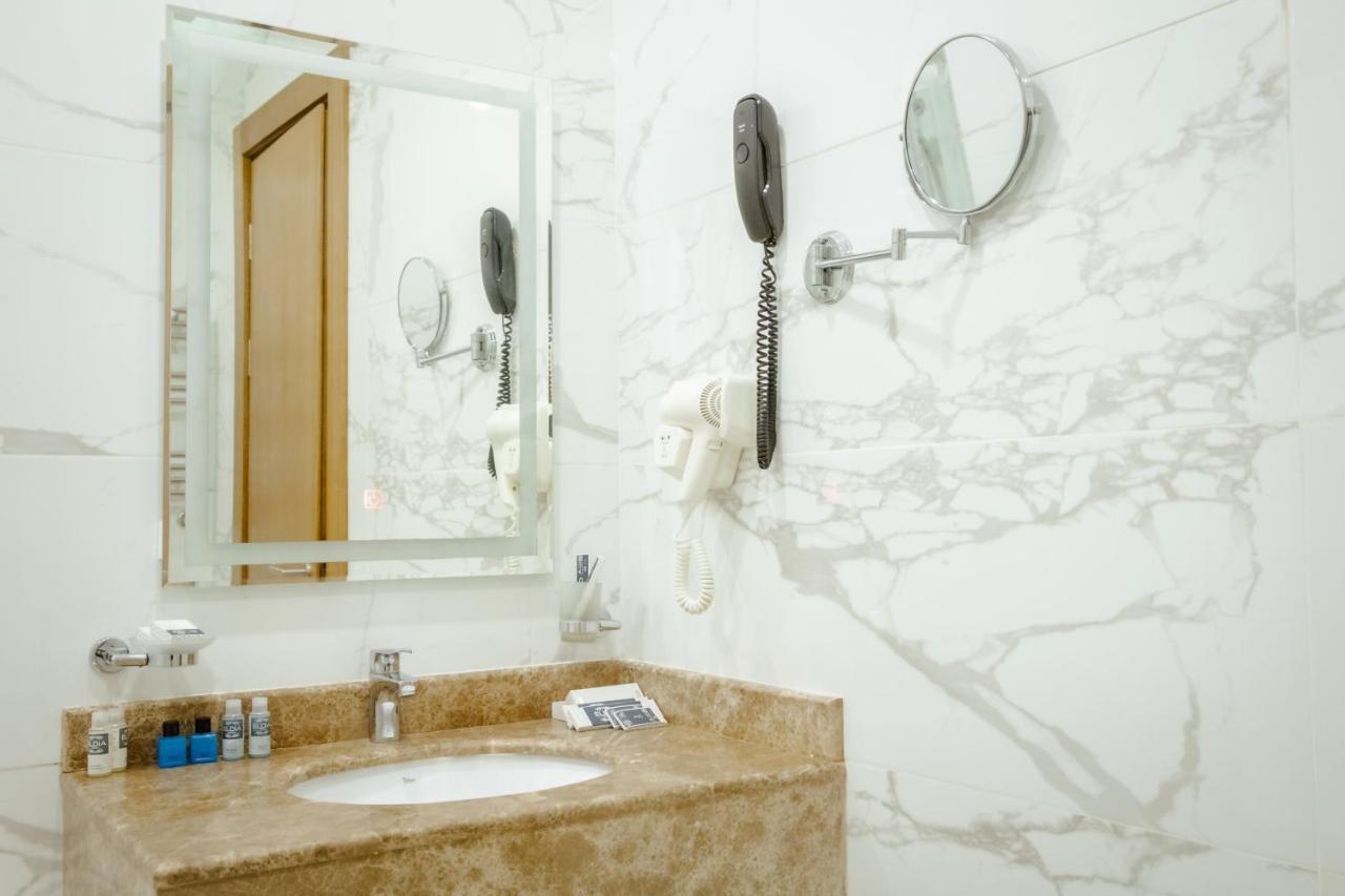 Madison Hotel Baku Luaran gambar